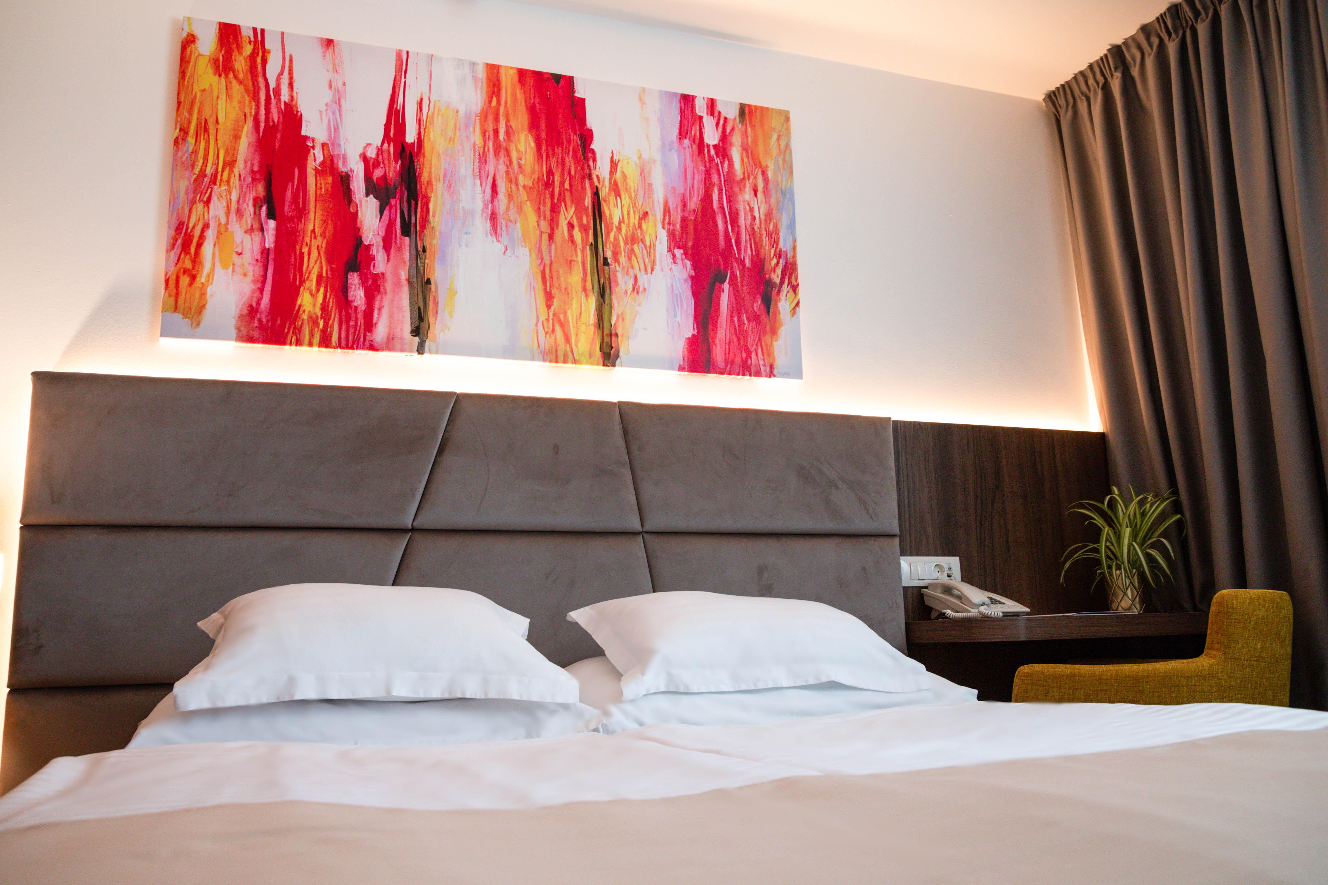 Paris Hotell 4*